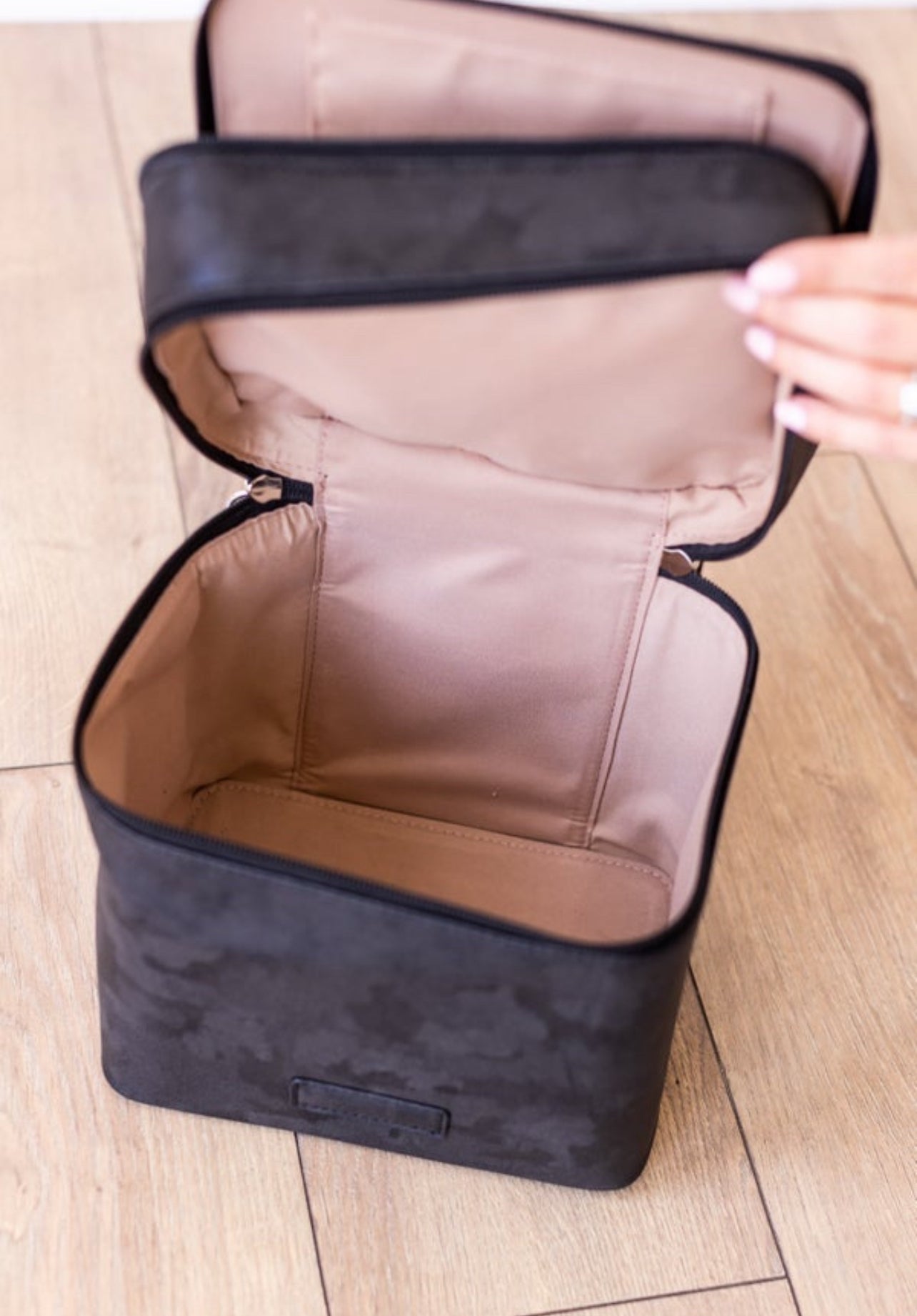 Black Duo Vanity Case